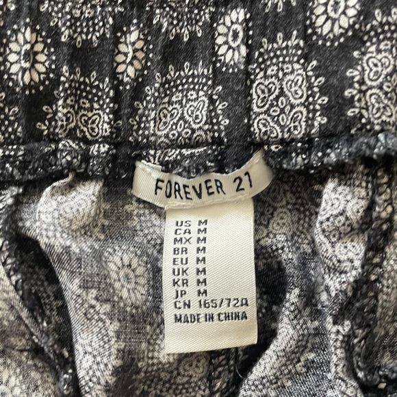 Pants - Picture 2 of 3